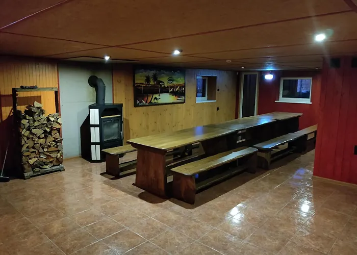 Puhkemaja Peretuba 게스트하우스 Obinitsa